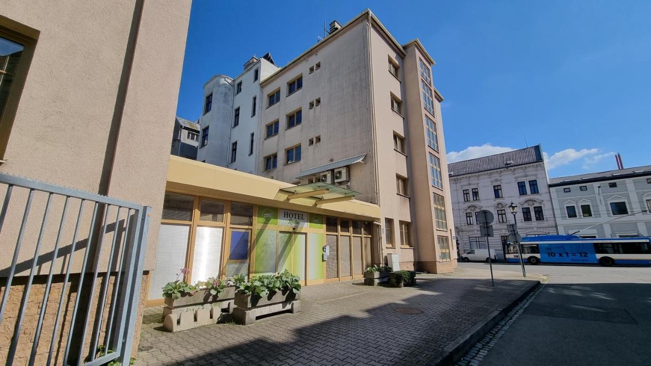 Hotel Rada Ostrava Bagian luar foto